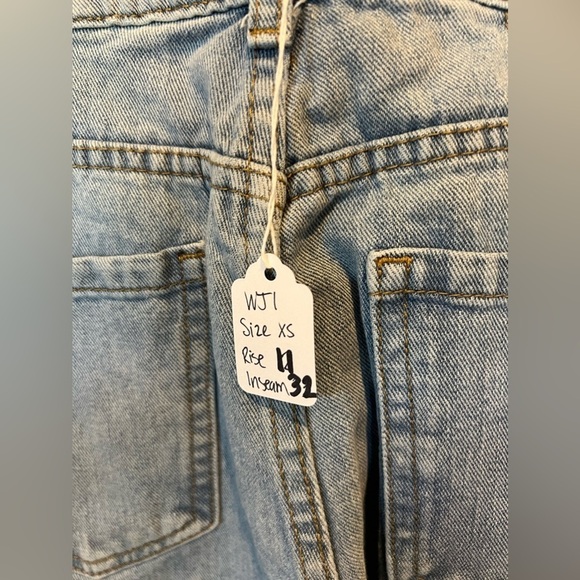 B8.10 High-Waisted Baggy Straight Cut-Out Jeans Split Raw Hem •Rise 11 - Picture 5 of 5